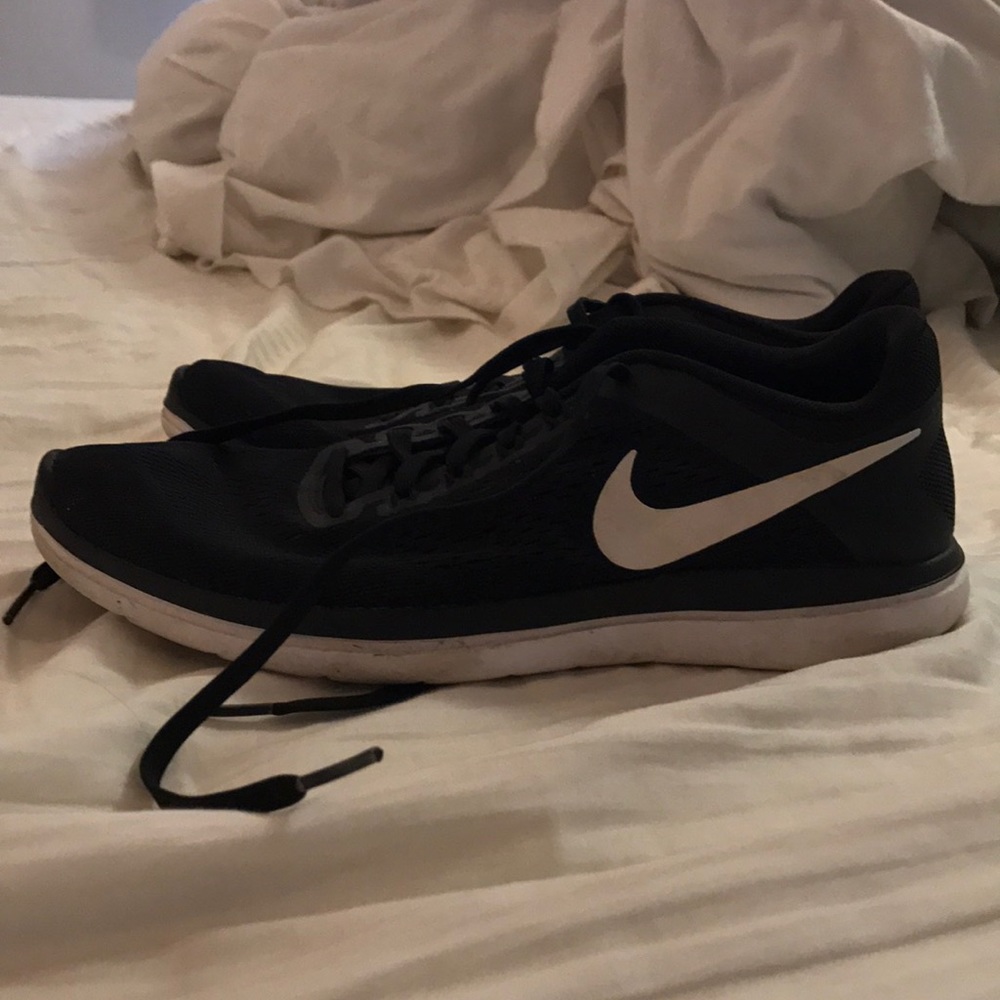 Nike Flex Run Running Shoes